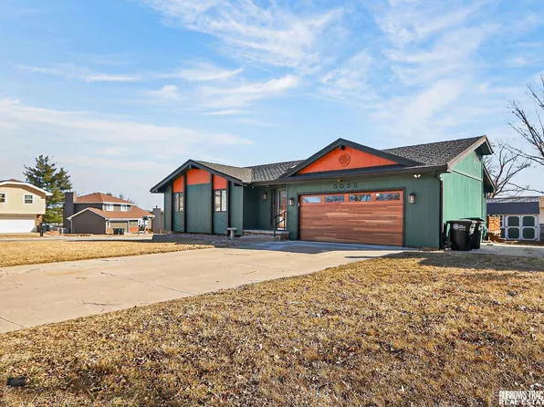 5055 S 161st Cir, Omaha, NE 68135
