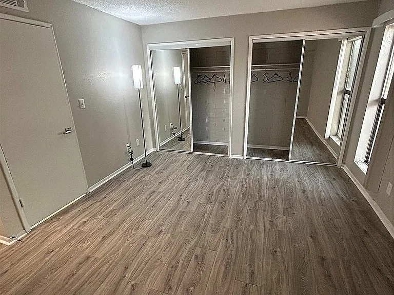Bedroom_512668