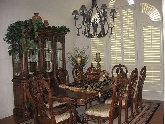 3rd image of 33 Preston Oaks Cir