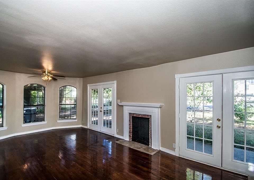 1st image of 8918 San Leandro Dr