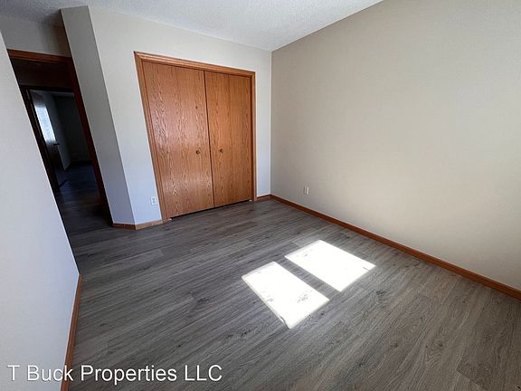 3rd image of 351B Williamsburg Pl #351-B