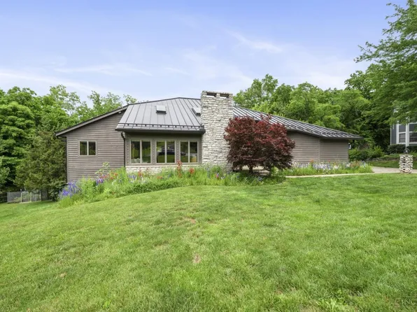 7395 Desert Springs Ct, West Chester, OH 45069