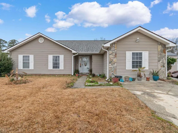303 Flagstone Dr., Myrtle Beach, SC 29588