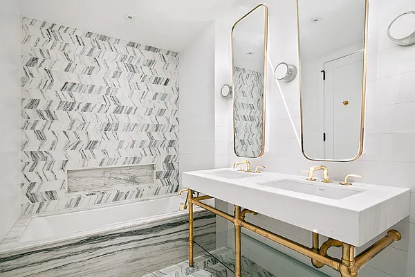 Sold by Compass | media 6