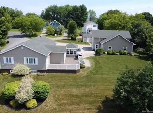 255 Lynch Ln, Bathurst, NB E2A 5A9