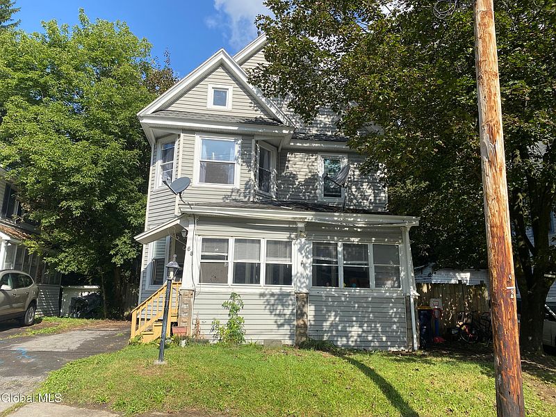 2nd image of 58 Maple Place