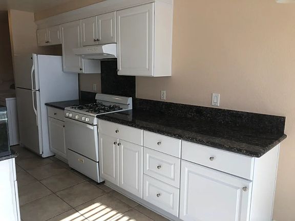 3rd image of 3690 Spyglass Way