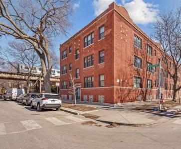 1448 W Roscoe St APT 1E, Chicago, IL, 60657