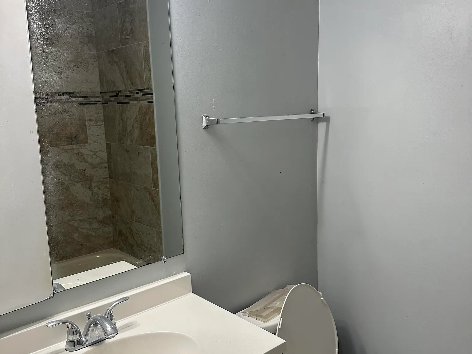 2130 Commissary Cir — Photo 4