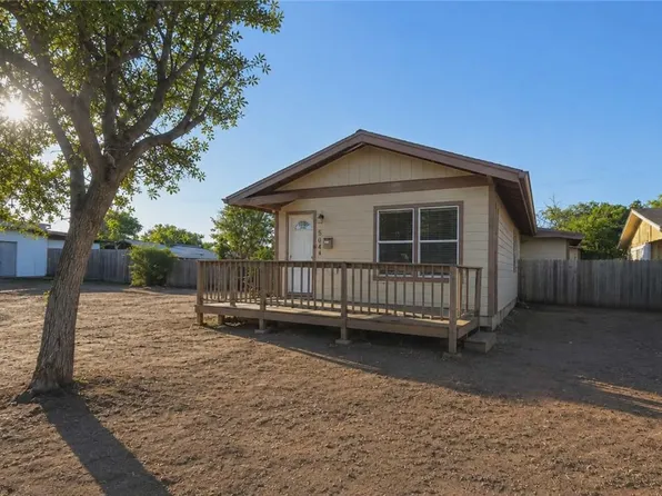502 E Santa Gertrudis Ave, Kingsville, TX 78363