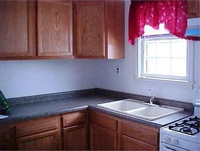3rd image of 2123 W Sherman Blvd