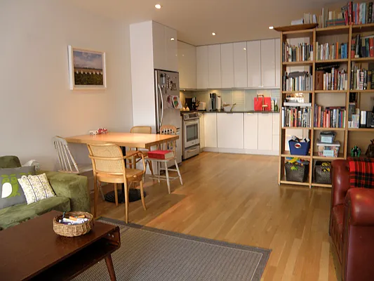 Rented by Douglas Elliman | media 24