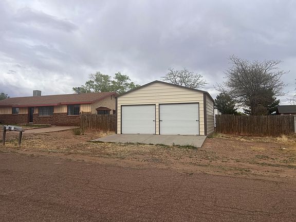 2nd image of 1451 Hillside Dr