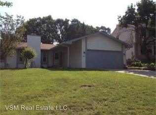 3790 McCracken Ln, Arden Hills, MN 55112