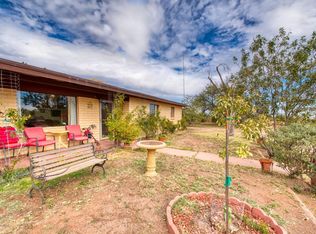2417 N Arthur Ranch Rd, Huachuca City, AZ 85616