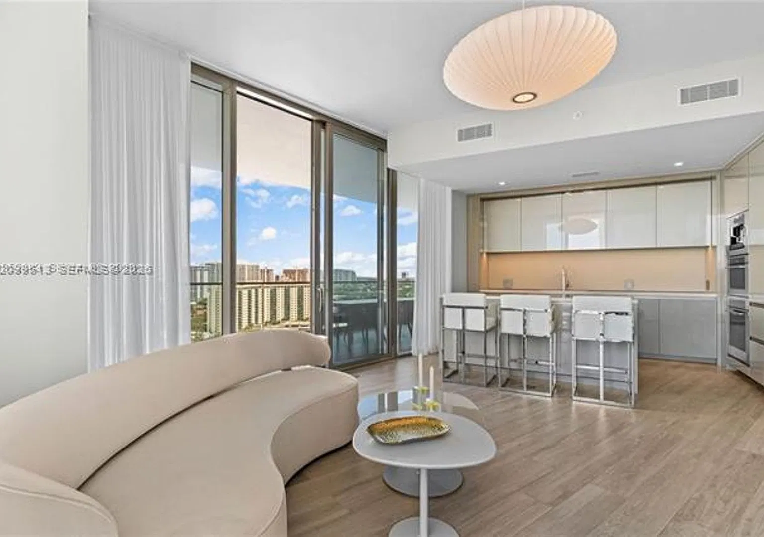 18975 Collins Ave cu-1605, Sunny Isles Beach, FL 33160 — Photo 3