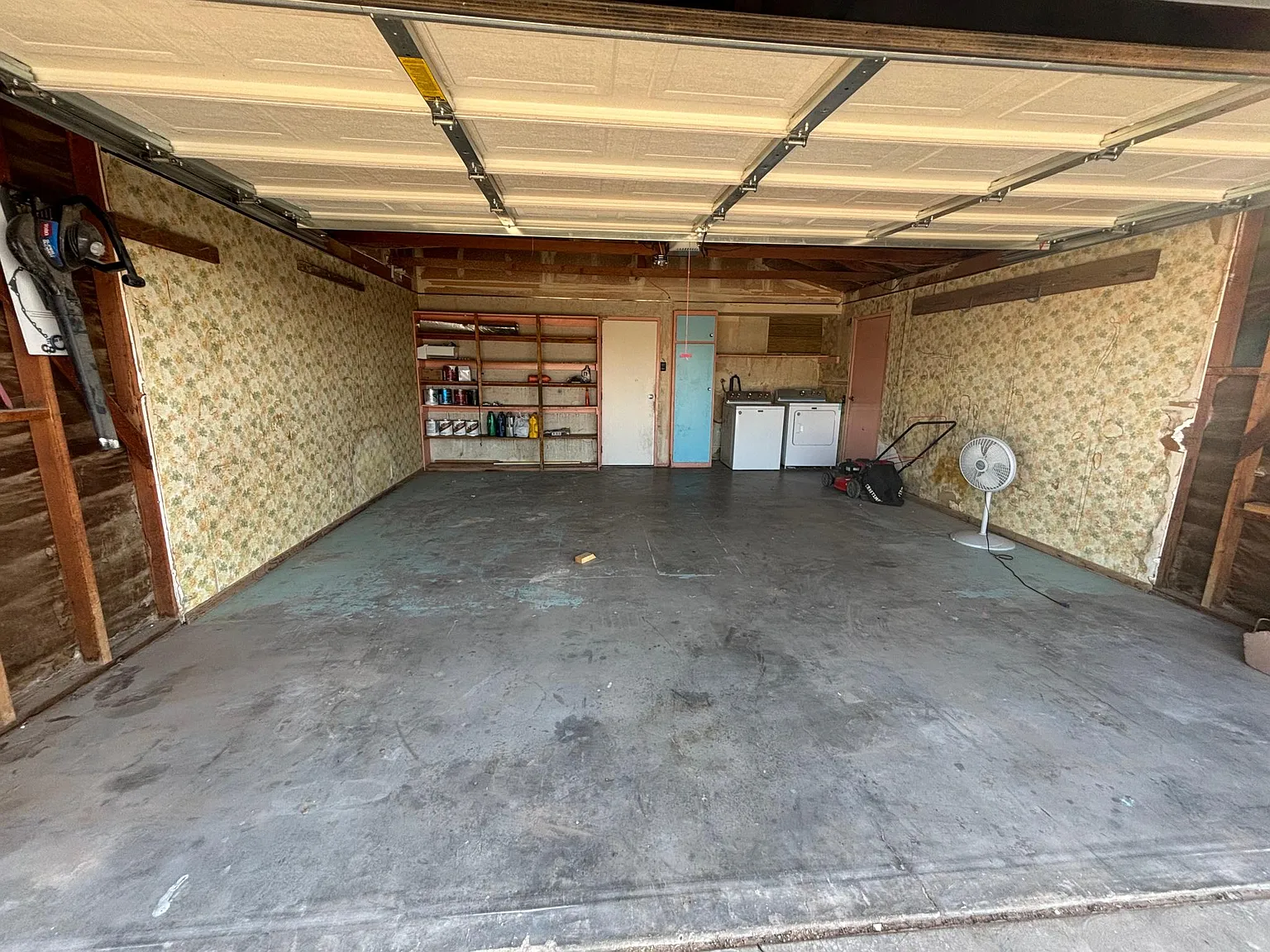 471 Coronado St — Photo 2