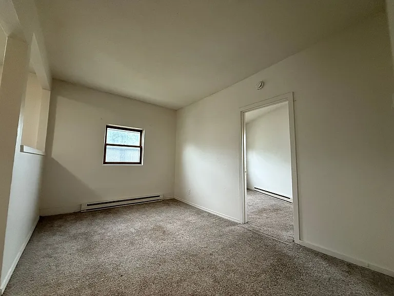 3962-3964 3966 Minnehaha Ave — Photo 8