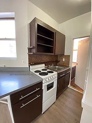 Rented by City Heights Realty | media 19