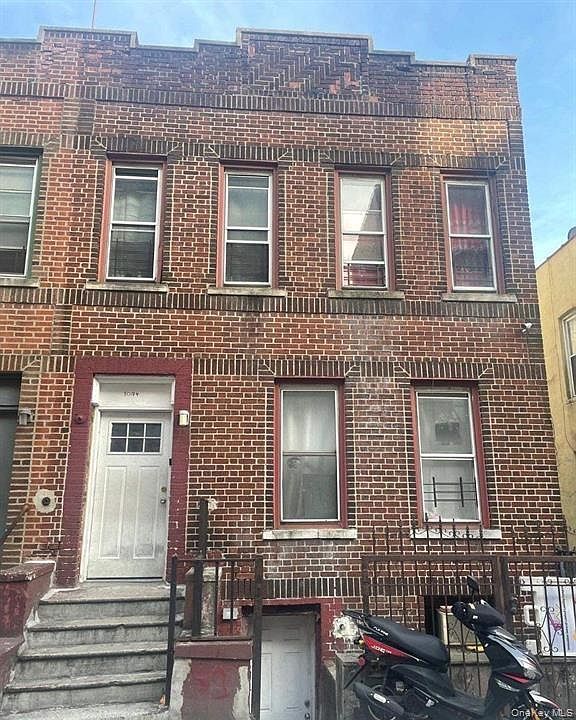 1st image of 1094 Longfellow Avenue