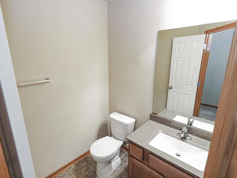 6148 Oakley St — Photo 15