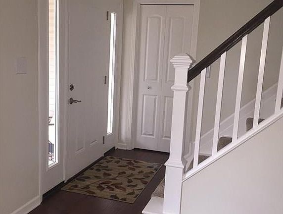 3rd image of 1653 Brentwood Ct