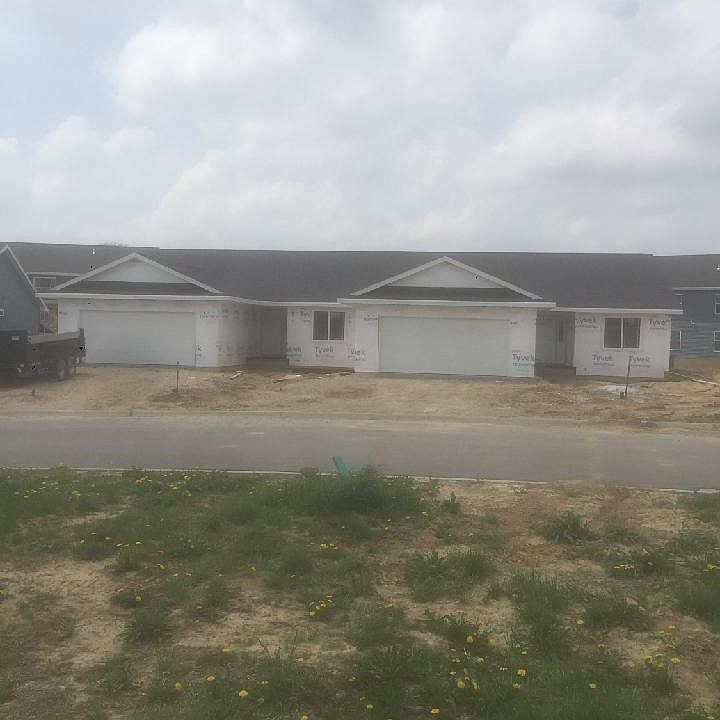 2nd image of 2167 Blackfoot Ln