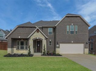 3820 Club Crest Ct, Grand Prairie, TX 75052