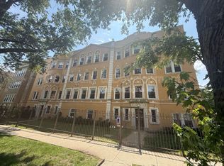2061 W Fargo Ave APT 2, Chicago, IL 60645
