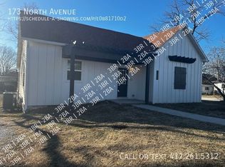 173 North Ave, Sparta, MO 65753