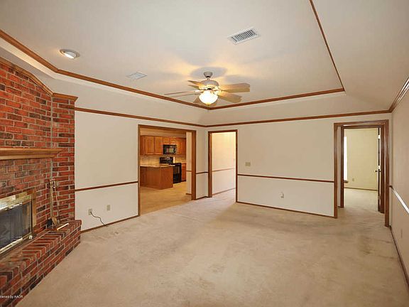 3rd image of 6704 Chalet Ct