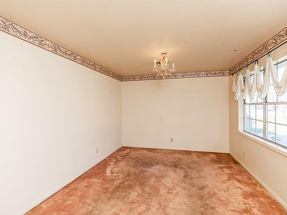 3rd image of 1035 Palermo Dr