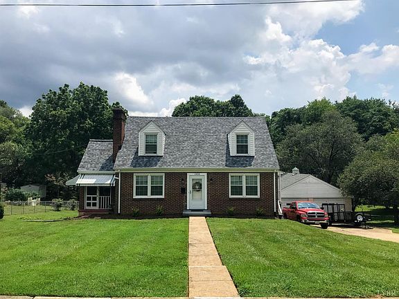2nd image of 1505 Radcliff Ave