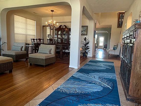 3rd image of 3807 Aldridge Dr