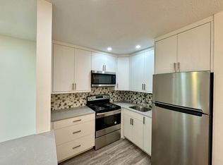 298 Northampton St #O, West Palm Beach, FL 33417