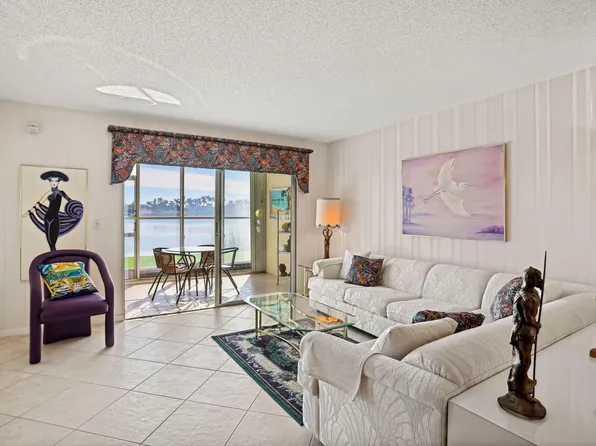 6080 Huntwick Terrace #107, Delray Beach, FL 33484