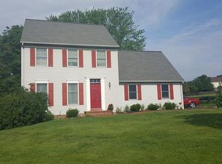 456 Philips Dr, Atglen, PA 19310