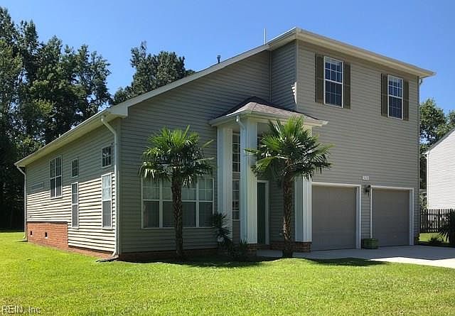 1st image of 520 Stillwater Dr