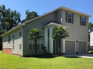 520 Stillwater Dr, Chesapeake, VA 23320