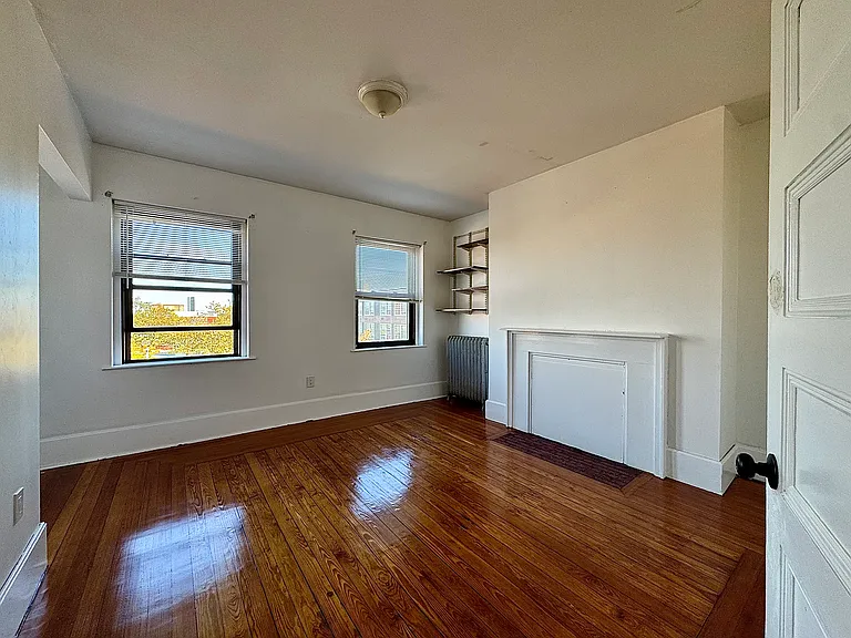 4 1/2 Centre St #3 — Photo 9