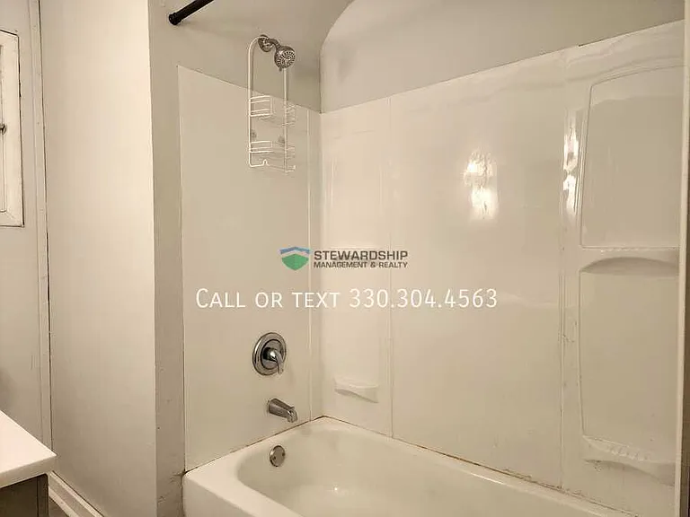 1628 E Market St #3 — Photo 13