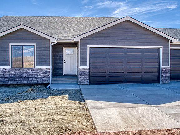 3rd image of 236 Shiplap Spur