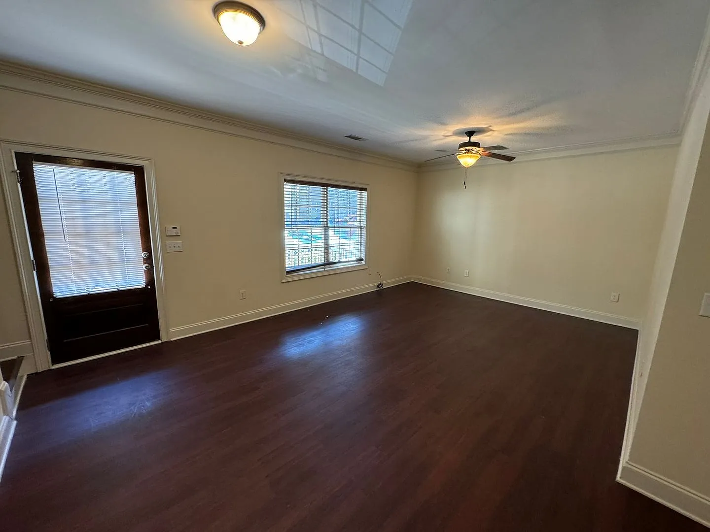 239 Ruth St — Photo 4