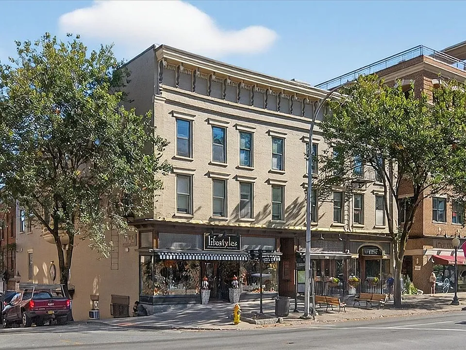 432 Broadway #26
