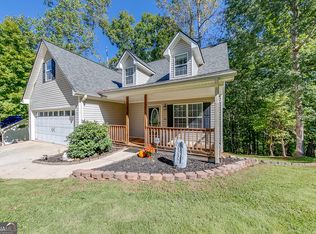 3332 Cove Overlook Dr, Gainesville, GA 30501