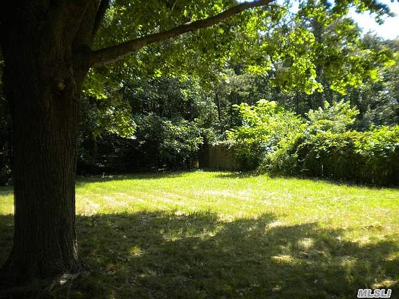 5th image of 52 Garden City St