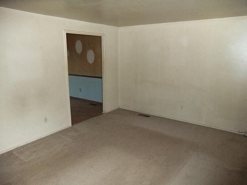 1st image of 23 Brenda Ave