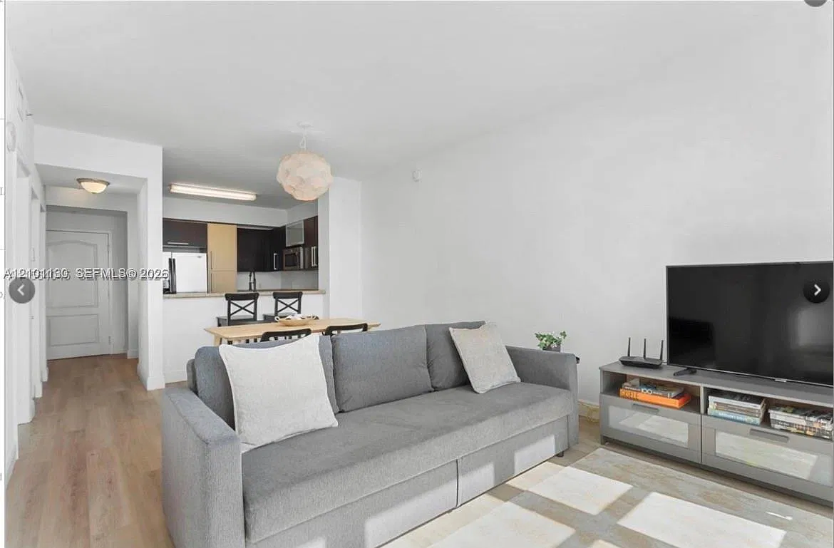 Moon Bay Of Miami Condo — Photo 2