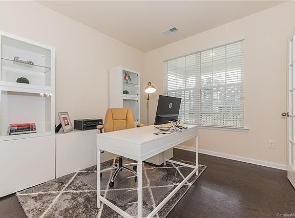 5th image of 13538 Hyperion Hills Ln