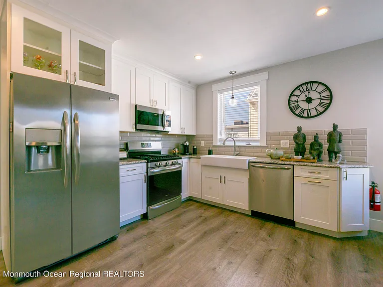 314 7th Ave #2 — Photo 11